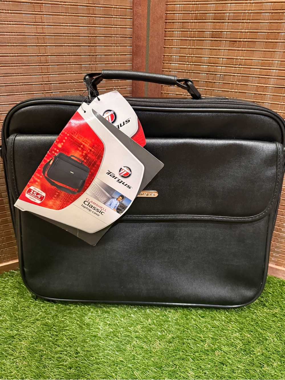 NWT Targus Classic 15.4" Laptop Bag Briefcase Clamshell Tech Case Black